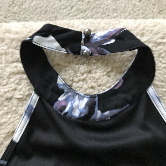 ♥️Size SM♥️Halter Neck Black Floral Skater Dress - Picture 7 of 7